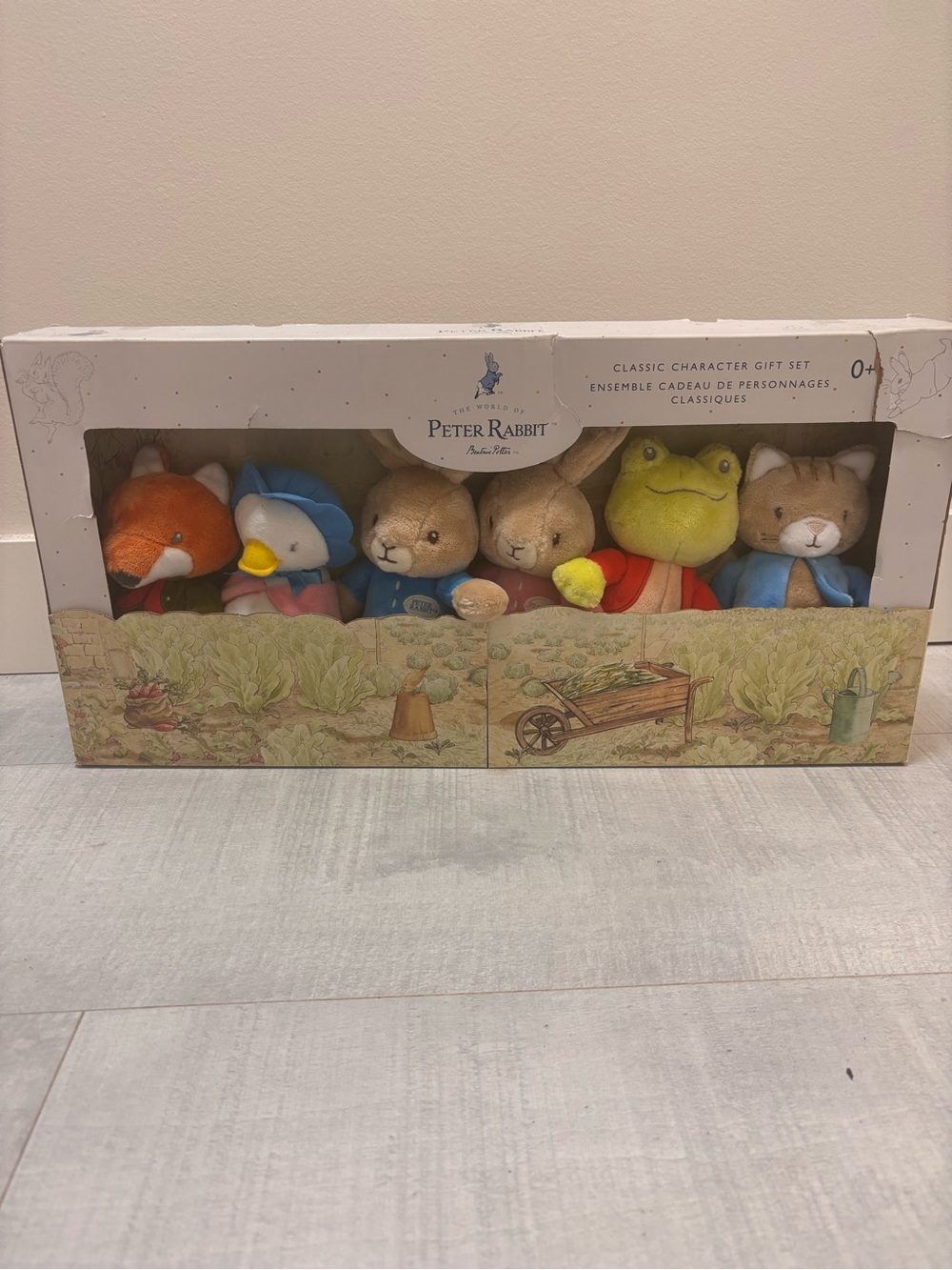 NEW Peter Rabbit Classic Stuffed Animal Characters 6 Piece Gift Set Plush Toy
